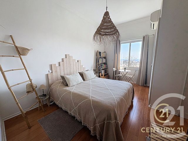 Appartement F3 à louer - 3 pièces - 98.47 m2 - GRASSE - 06 - PROVENCE-ALPES-COTE-D-AZUR - Century 21 Moulin De Brun