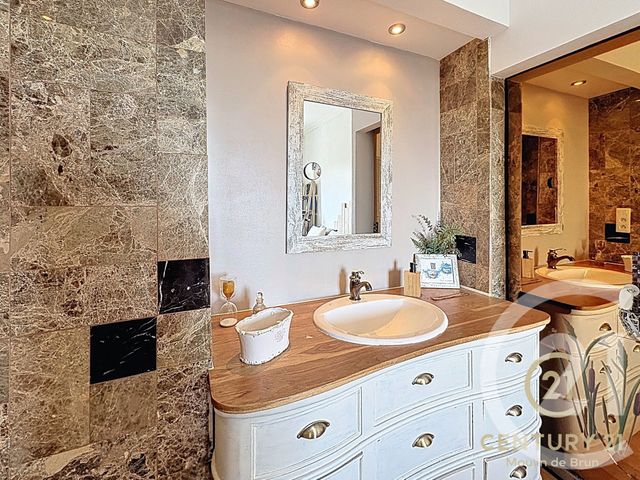 Appartement F3 à louer - 3 pièces - 98.47 m2 - GRASSE - 06 - PROVENCE-ALPES-COTE-D-AZUR - Century 21 Moulin De Brun