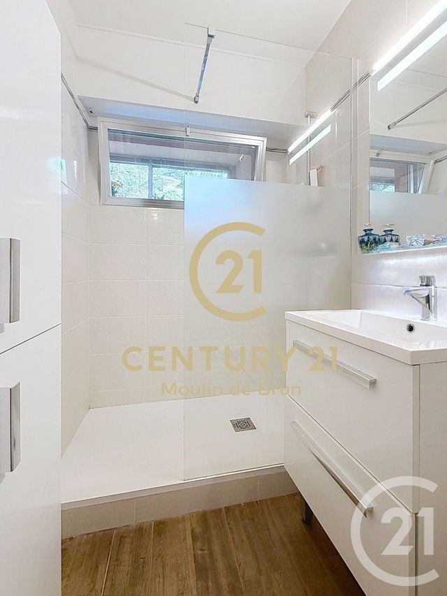 Appartement F3 à vendre - 3 pièces - 80.17 m2 - GRASSE - 06 - PROVENCE-ALPES-COTE-D-AZUR - Century 21 Moulin De Brun