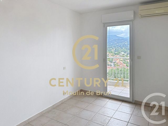 Appartement F3/4 à vendre - 4 pièces - 64.21 m2 - GRASSE - 06 - PROVENCE-ALPES-COTE-D-AZUR - Century 21 Moulin De Brun
