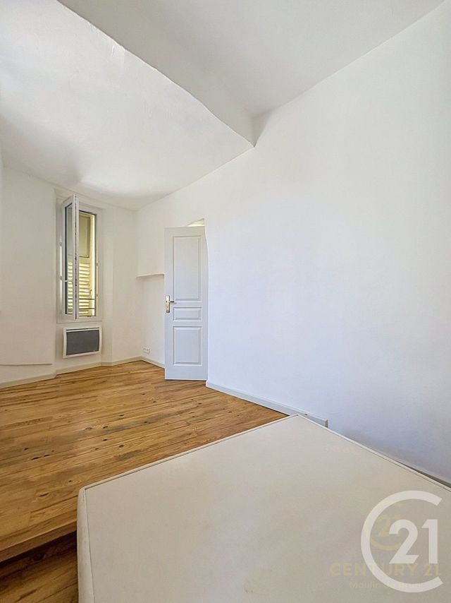 Appartement F2 à louer - 2 pièces - 31.65 m2 - GRASSE - 06 - PROVENCE-ALPES-COTE-D-AZUR - Century 21 Moulin De Brun