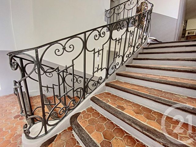 Appartement F3 à louer - 3 pièces - 72.02 m2 - GRASSE - 06 - PROVENCE-ALPES-COTE-D-AZUR - Century 21 Moulin De Brun