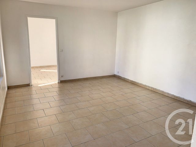 Appartement F2 à louer - 2 pièces - 41.4 m2 - GRASSE - 06 - PROVENCE-ALPES-COTE-D-AZUR - Century 21 Moulin De Brun