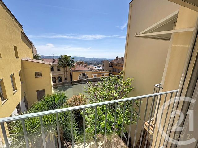 Appartement F3 à louer - 3 pièces - 56.3 m2 - GRASSE - 06 - PROVENCE-ALPES-COTE-D-AZUR - Century 21 Moulin De Brun