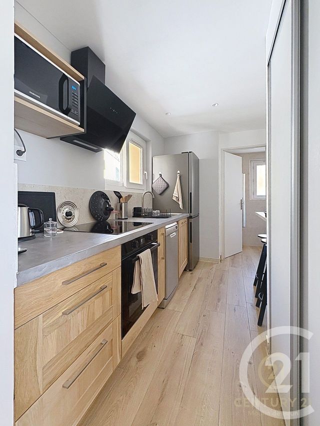 Appartement F3 à louer - 3 pièces - 56.3 m2 - GRASSE - 06 - PROVENCE-ALPES-COTE-D-AZUR - Century 21 Moulin De Brun