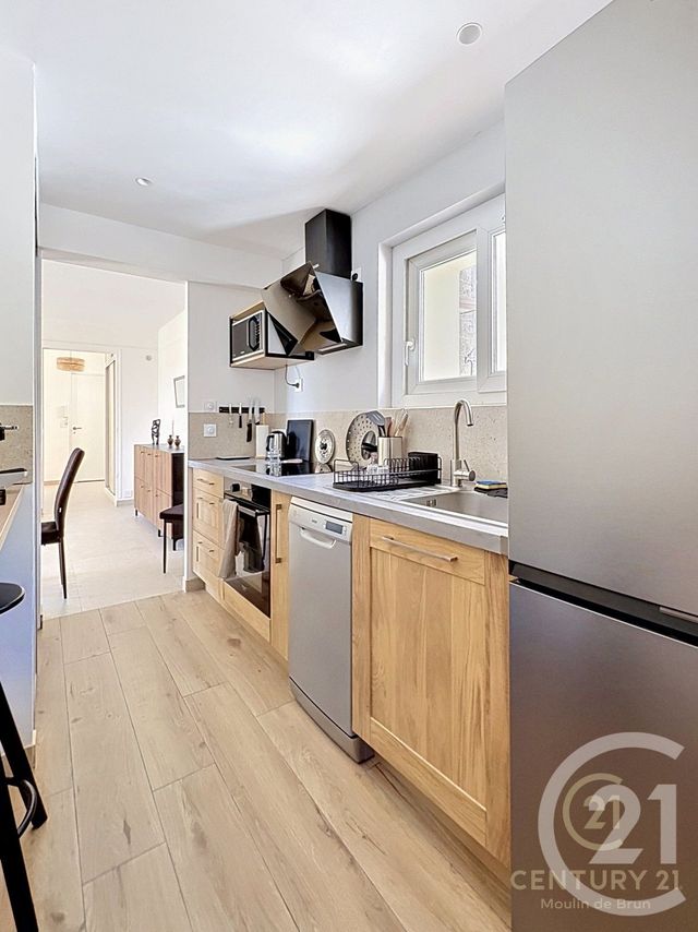 Appartement F3 à louer - 3 pièces - 56.3 m2 - GRASSE - 06 - PROVENCE-ALPES-COTE-D-AZUR - Century 21 Moulin De Brun