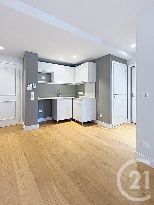 Appartement F3 à louer - 3 pièces - 53.4 m2 - GRASSE - 06 - PROVENCE-ALPES-COTE-D-AZUR - Century 21 Moulin De Brun