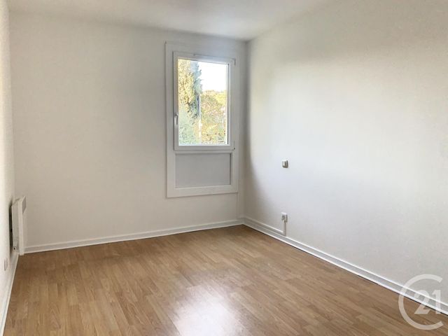 Appartement F4 à louer - 4 pièces - 73.47 m2 - MOUANS SARTOUX - 06 - PROVENCE-ALPES-COTE-D-AZUR - Century 21 Moulin De Brun