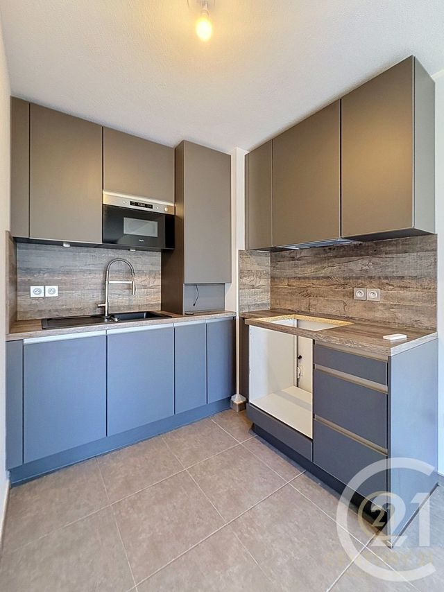 Appartement F2 à louer - 2 pièces - 41.48 m2 - GRASSE - 06 - PROVENCE-ALPES-COTE-D-AZUR - Century 21 Moulin De Brun