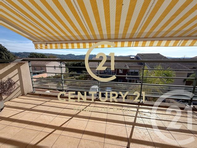 Appartement F3 à vendre - 3 pièces - 72.76 m2 - GRASSE - 06 - PROVENCE-ALPES-COTE-D-AZUR - Century 21 Moulin De Brun