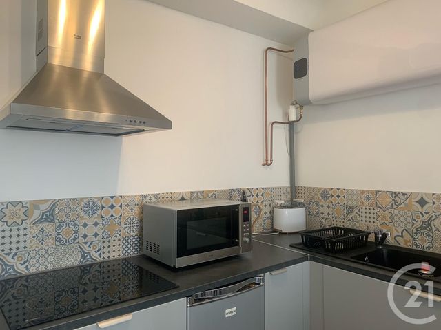 Appartement F3 à louer - 3 pièces - 45.75 m2 - GRASSE - 06 - PROVENCE-ALPES-COTE-D-AZUR - Century 21 Moulin De Brun