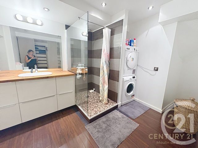 Appartement F3 à louer - 3 pièces - 77.83 m2 - GRASSE - 06 - PROVENCE-ALPES-COTE-D-AZUR - Century 21 Moulin De Brun