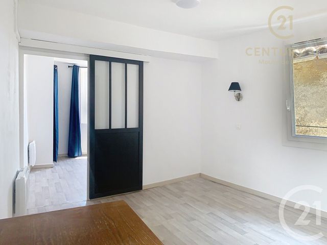 Appartement F2 à louer - 2 pièces - 27.53 m2 - GRASSE - 06 - PROVENCE-ALPES-COTE-D-AZUR - Century 21 Moulin De Brun