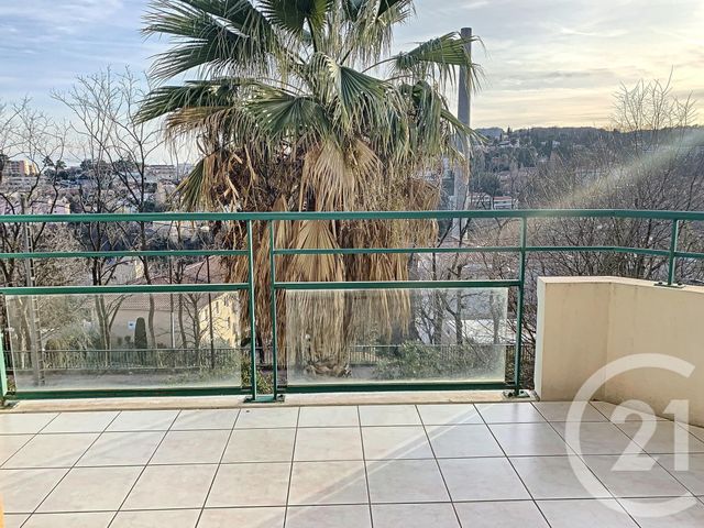 Appartement F3 à louer - 3 pièces - 66.0 m2 - GRASSE - 06 - PROVENCE-ALPES-COTE-D-AZUR - Century 21 Moulin De Brun