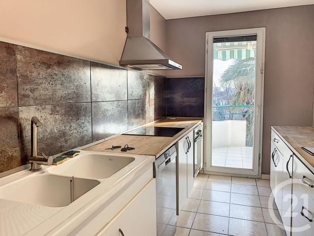 Appartement F3 à louer - 3 pièces - 66.0 m2 - GRASSE - 06 - PROVENCE-ALPES-COTE-D-AZUR - Century 21 Moulin De Brun