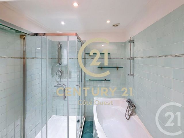 Appartement F5 à vendre - 4 pièces - 114.84 m2 - GRASSE - 06 - PROVENCE-ALPES-COTE-D-AZUR - Century 21 Moulin De Brun