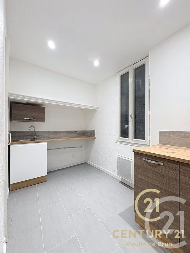 Appartement F2 à louer - 2 pièces - 41.89 m2 - GRASSE - 06 - PROVENCE-ALPES-COTE-D-AZUR - Century 21 Moulin De Brun
