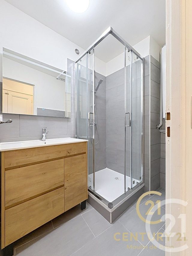 Appartement F2 à louer - 2 pièces - 41.89 m2 - GRASSE - 06 - PROVENCE-ALPES-COTE-D-AZUR - Century 21 Moulin De Brun