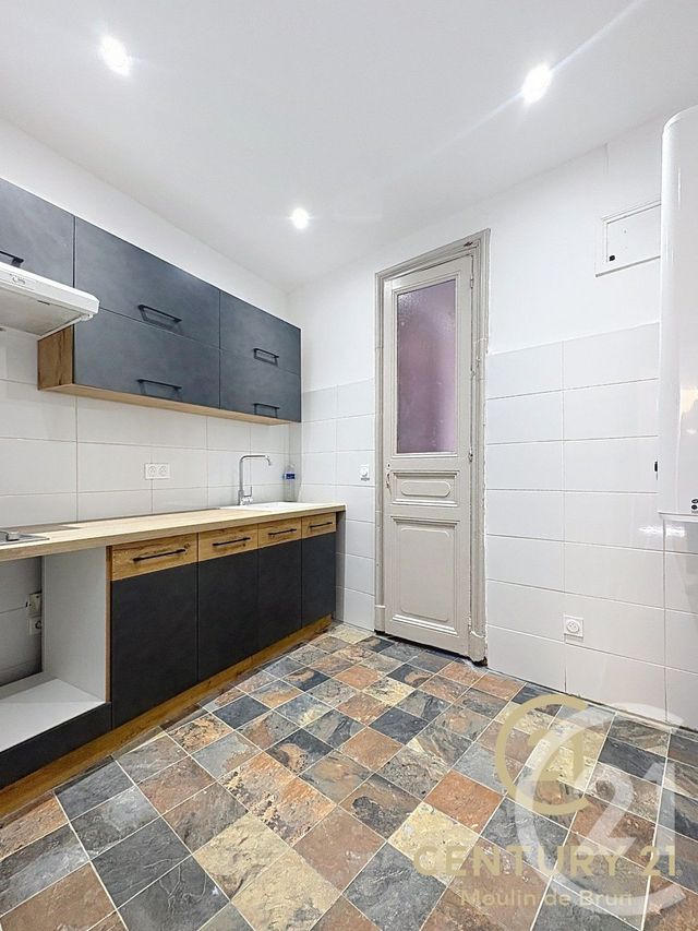 Appartement F2 à louer - 3 pièces - 59.41 m2 - GRASSE - 06 - PROVENCE-ALPES-COTE-D-AZUR - Century 21 Moulin De Brun