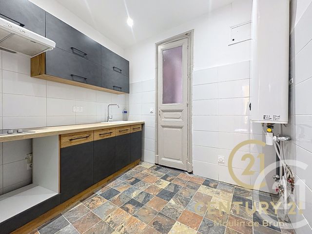 Appartement F2 à louer - 3 pièces - 59.41 m2 - GRASSE - 06 - PROVENCE-ALPES-COTE-D-AZUR - Century 21 Moulin De Brun
