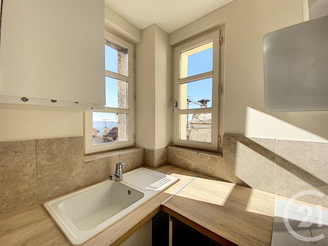 Appartement F1 à louer - 1 pièce - 34.09 m2 - GRASSE - 06 - PROVENCE-ALPES-COTE-D-AZUR - Century 21 Moulin De Brun