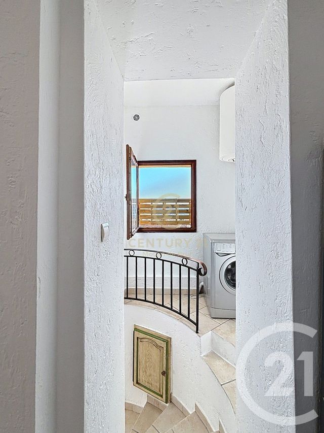 Appartement F2 bis à louer - 2 pièces - 38.34 m2 - GRASSE - 06 - PROVENCE-ALPES-COTE-D-AZUR - Century 21 Moulin De Brun