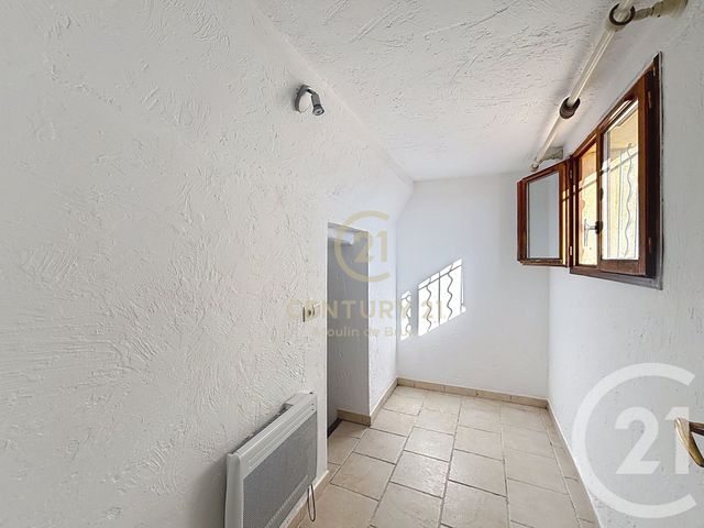 Appartement F2 bis à louer - 2 pièces - 38.34 m2 - GRASSE - 06 - PROVENCE-ALPES-COTE-D-AZUR - Century 21 Moulin De Brun