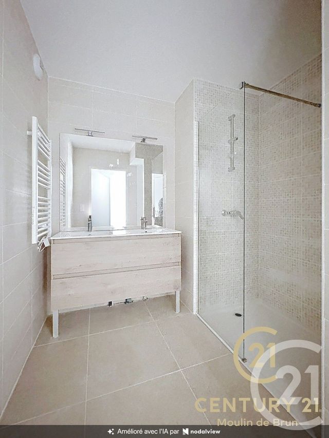 Appartement F3 à louer - 3 pièces - 53.98 m2 - GRASSE - 06 - PROVENCE-ALPES-COTE-D-AZUR - Century 21 Moulin De Brun