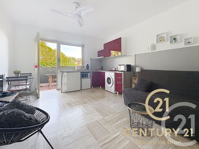 Appartement F1 à louer ANTIBES