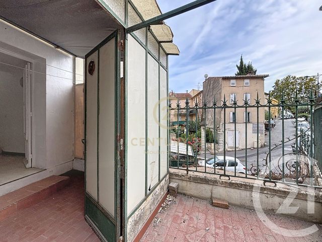 Appartement F2 à louer - 2 pièces - 41.76 m2 - GRASSE - 06 - PROVENCE-ALPES-COTE-D-AZUR - Century 21 Moulin De Brun