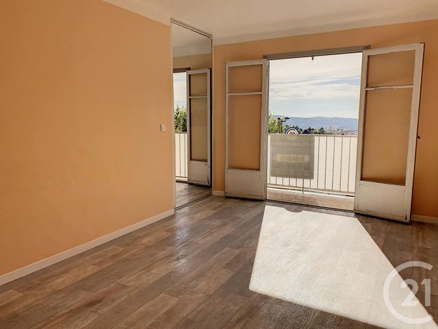 Appartement F3/4 à louer - 4 pièces - 65.03 m2 - GRASSE - 06 - PROVENCE-ALPES-COTE-D-AZUR - Century 21 Moulin De Brun