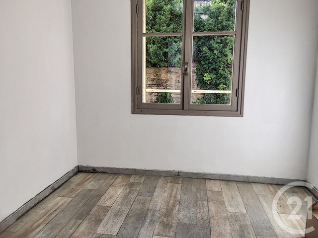 Appartement F3/4 à louer - 4 pièces - 65.03 m2 - GRASSE - 06 - PROVENCE-ALPES-COTE-D-AZUR - Century 21 Moulin De Brun